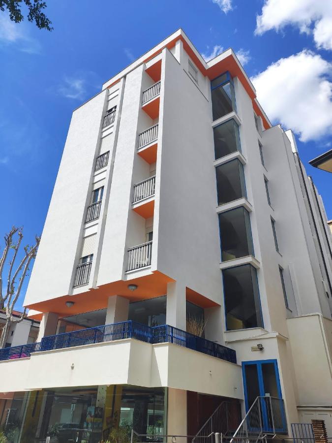 Hotel Senior Каттолика Экстерьер фото