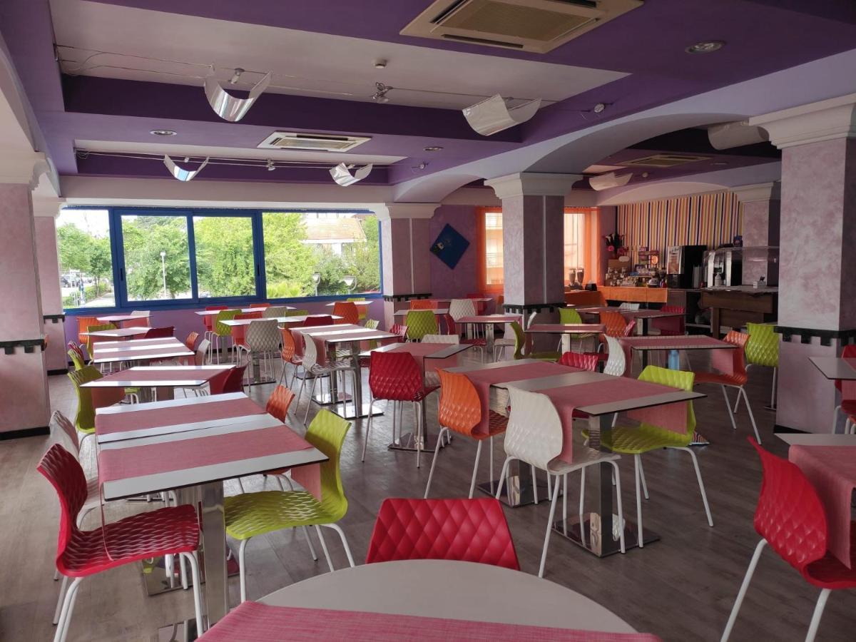 Hotel Senior Каттолика Экстерьер фото
